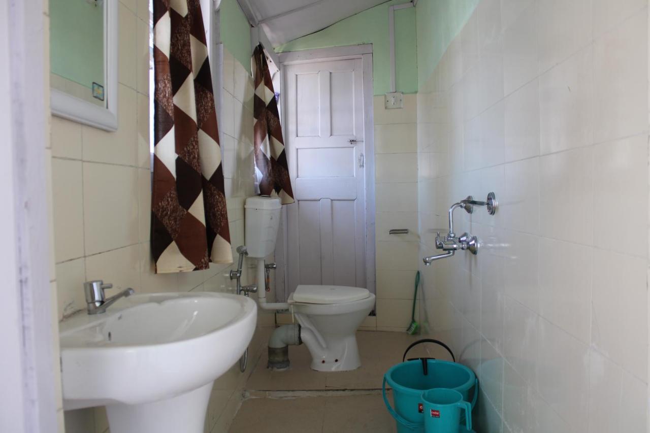 Harry'S Bed And Breakfast1 Shillong Esterno foto
